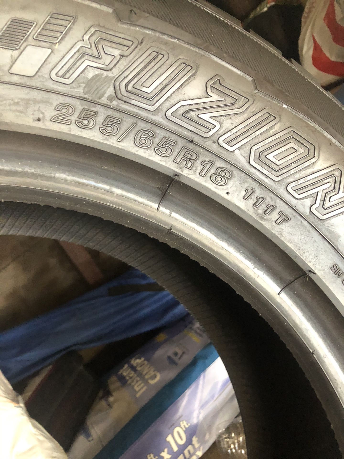 Llantas 255 65 R18 semi nuevas