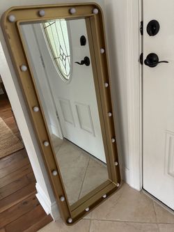 Mirror with lights