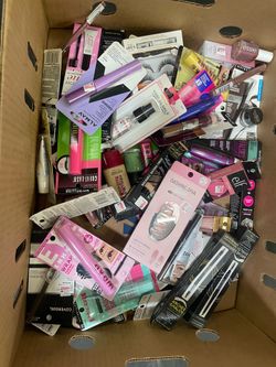 Makeup (250 pcs )