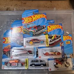 6 New Hotwheels 
