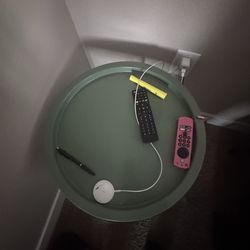 Vecelo Dark Green Side table (1)