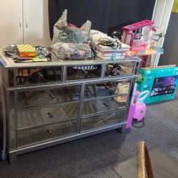 Mirror Dresser 