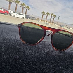 Persol PO3302S