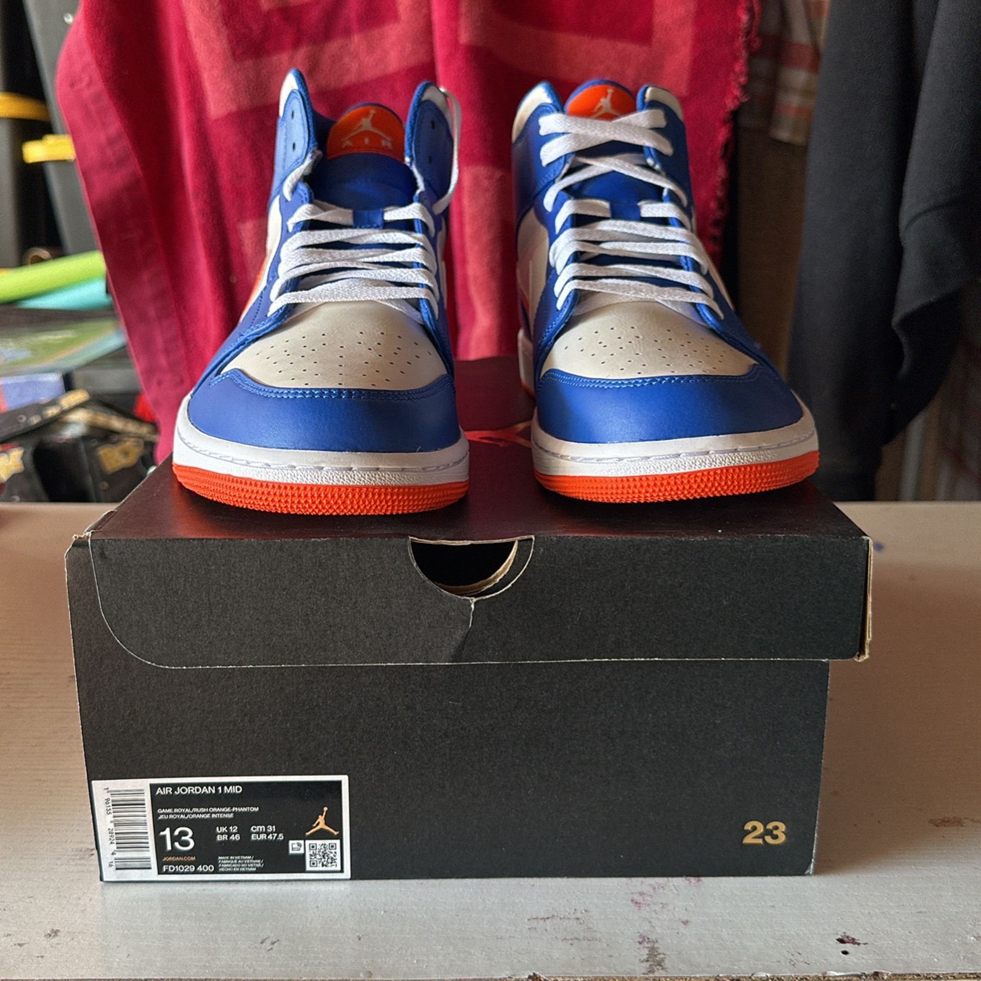 Jordan 1 Mid Size 13