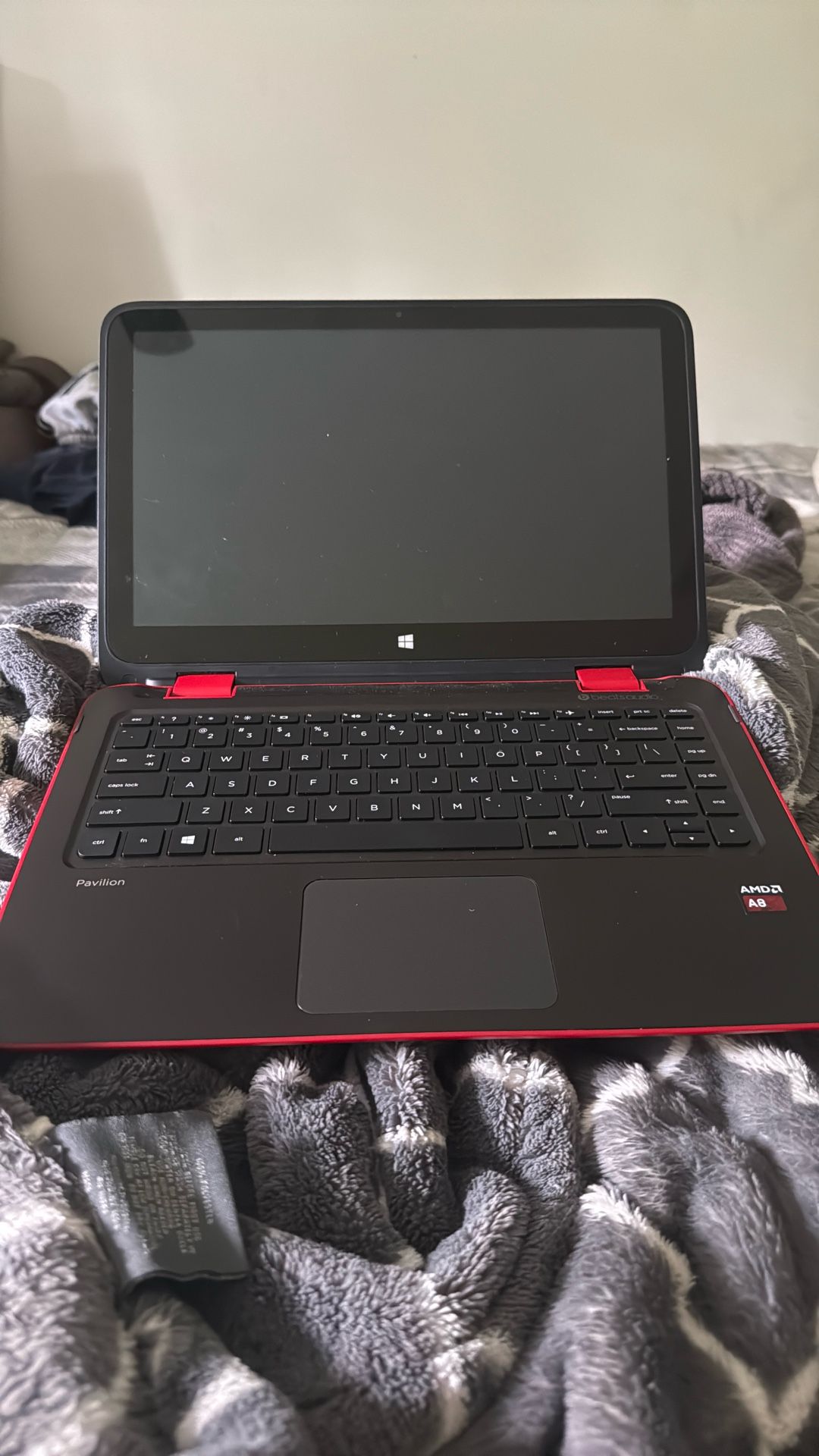 Touchscreen HP Pavillion (for parts or possible repair)