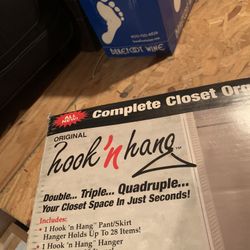 Hook And Hang 