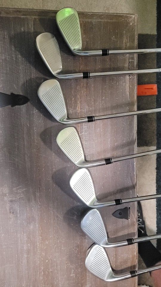 Taylor Made Irons M2