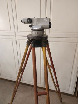 Nikon Self Adjusting Builders Level 