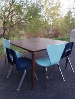 Kids Table And 4 Chairs