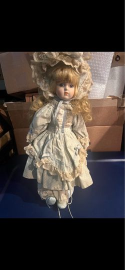 Vintage/ Antique porcelain doll