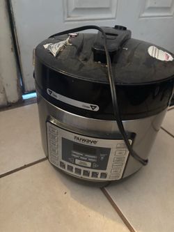 Pressure cooker