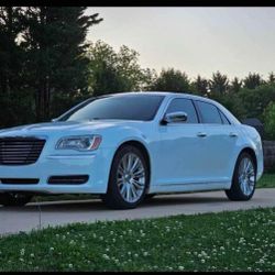 2013 Chrysler 300