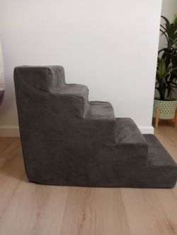 Dog stairs