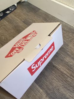Supreme Vans Iridescent or whatever size 9.5(tried on)