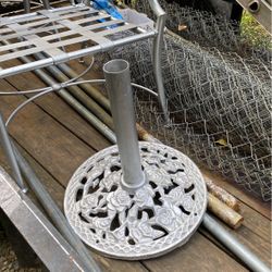 Table With Lazy Susan 5 Chairs 1 Umbrella Stand