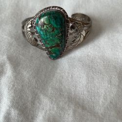 Women’s turquoise bracelet vintage