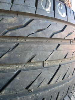 245 40 20 tire