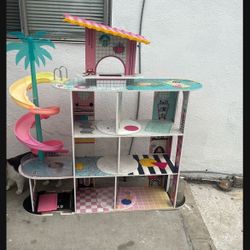 LOL Doll house , Wood , Free! 