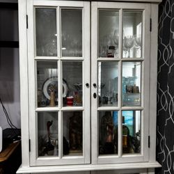 White Display Cabinet With Doors 