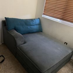Double Chaise Lounge Great Condition