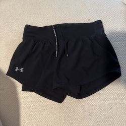 Womens Under Armour Black Shorts With Built In Compression /biker Shorts 