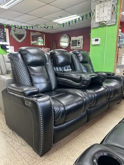 Party time power recliners