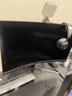 AOC Curved gaming monitor