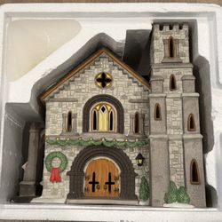 Dept. 56 Docked Village 1994 Heritage Whittlesbourne Church #5821-1