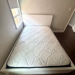 Full Size Bed – Great Condition (Frame + Mattress Included)