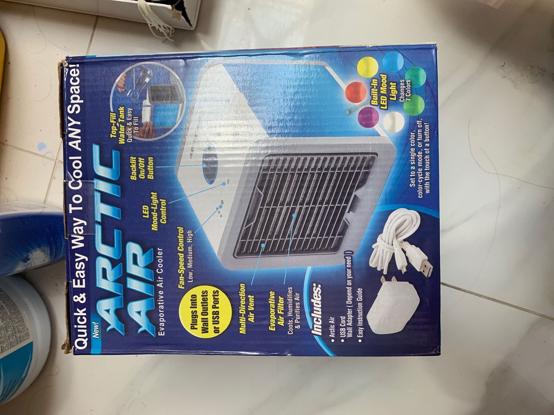 air cooler mini with cool water or ice