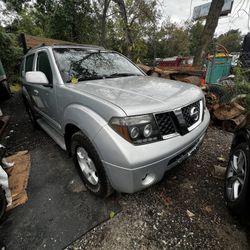 2005 Nissan Pathfinder