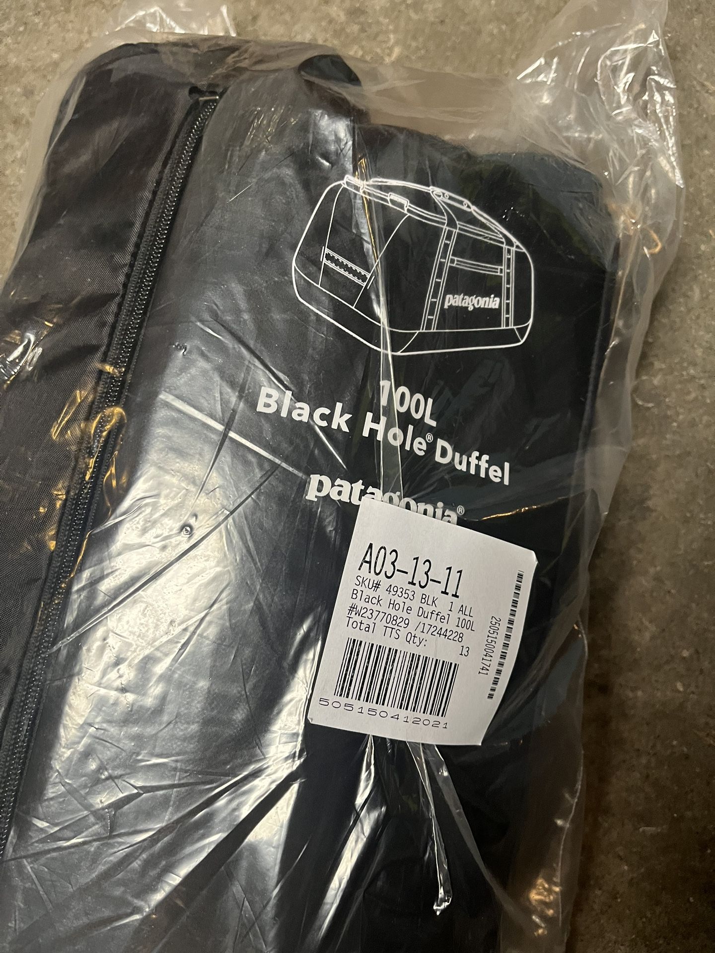 New Patagonia BLACKHOLE Black Hole Duffle And Back Packs