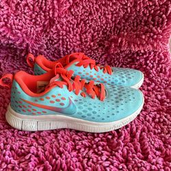 Nike size 5