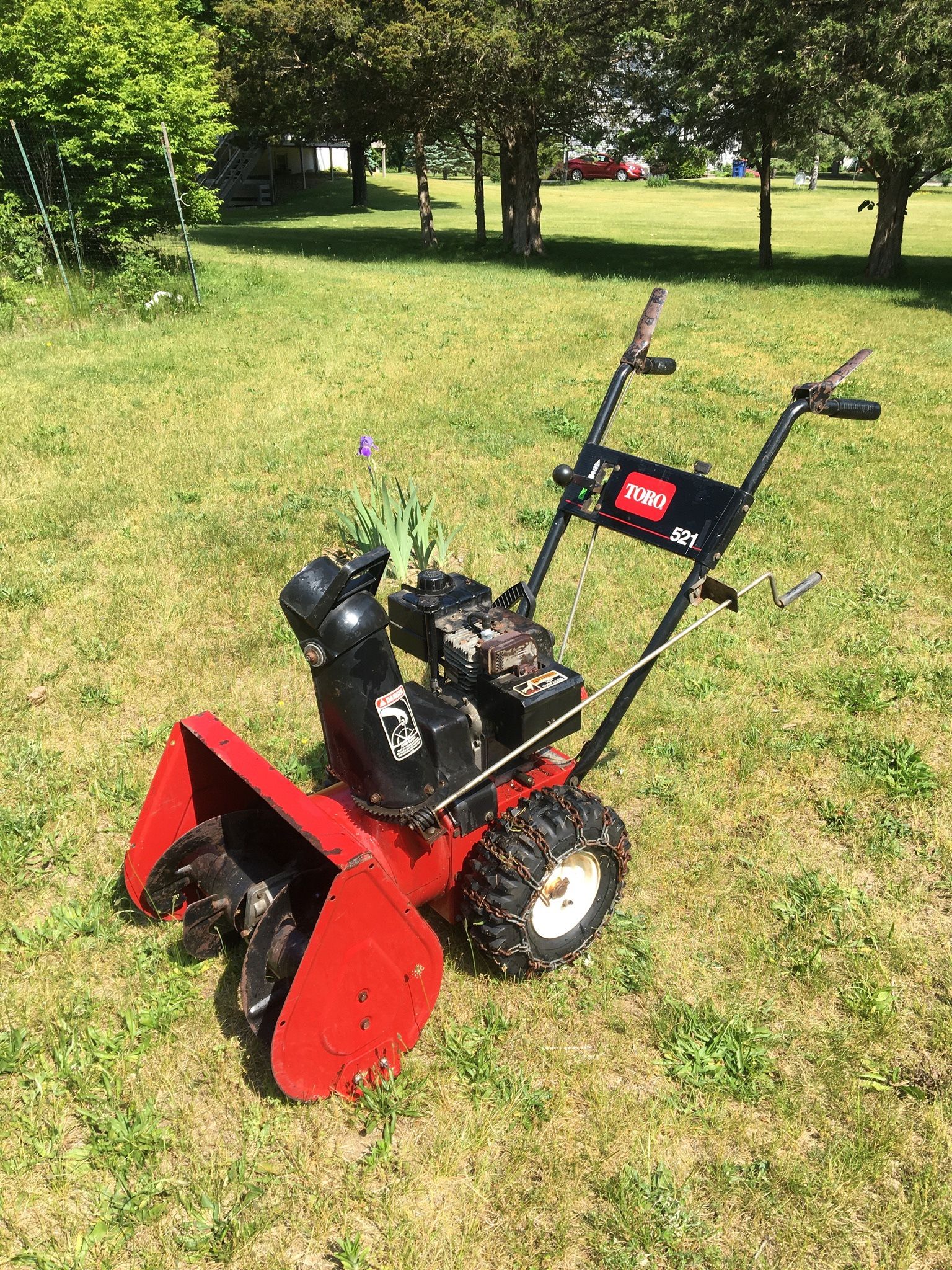 SNOW THROWER