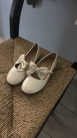 Girls ballerina flats