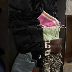 Women’s Size XL Clothes Lot. 