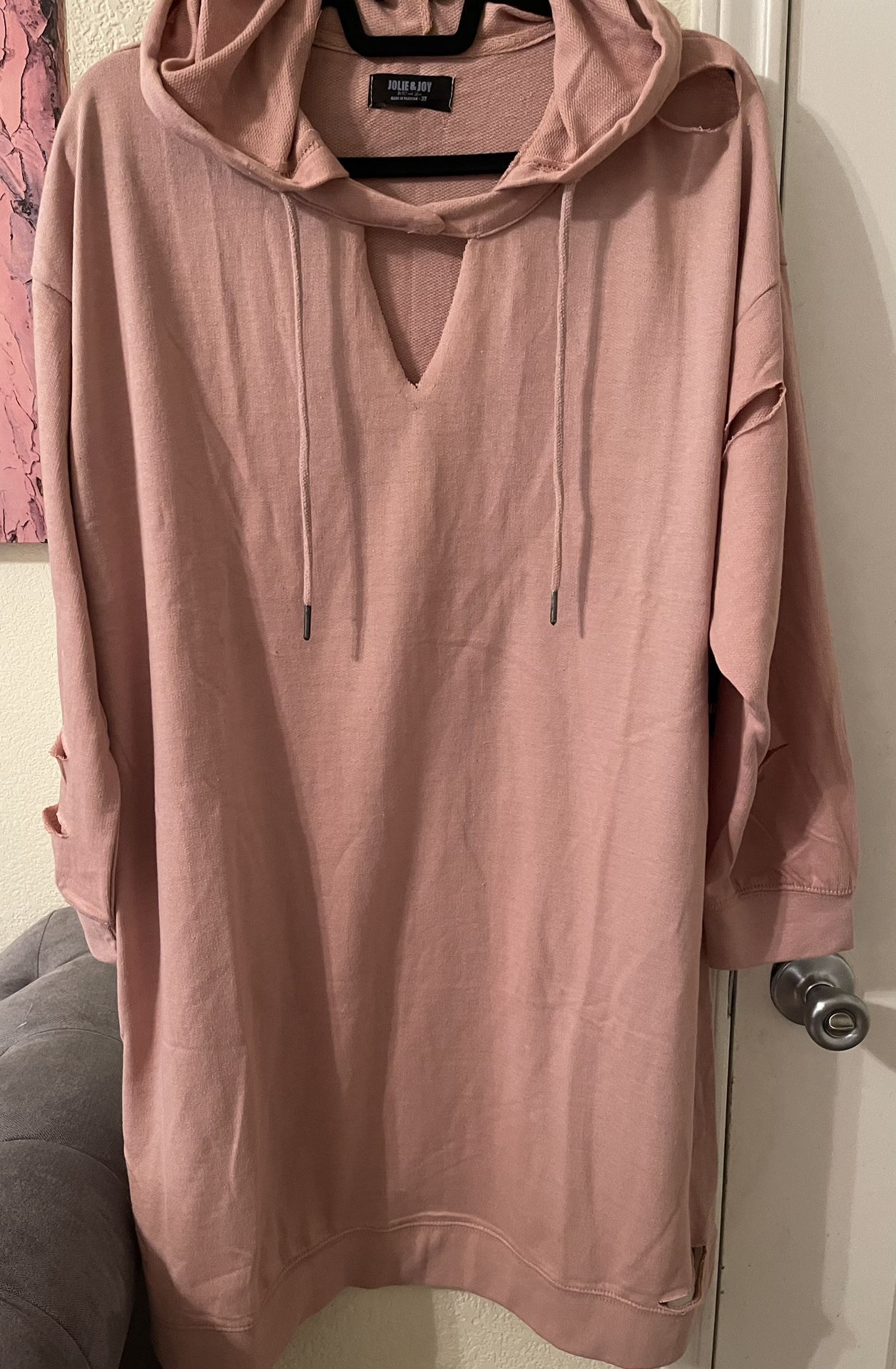 Plus size long hoodie distressed look size 3X New 