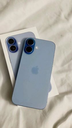 Blue Iphone 17, UNLOCKED