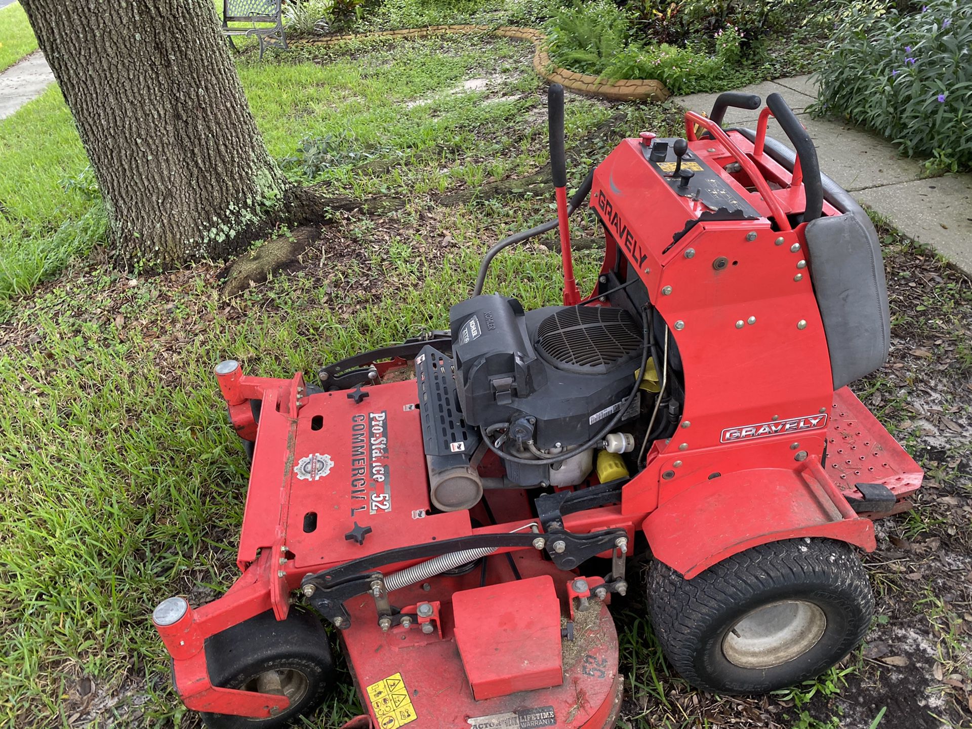 Gravely Pro Stance 52”