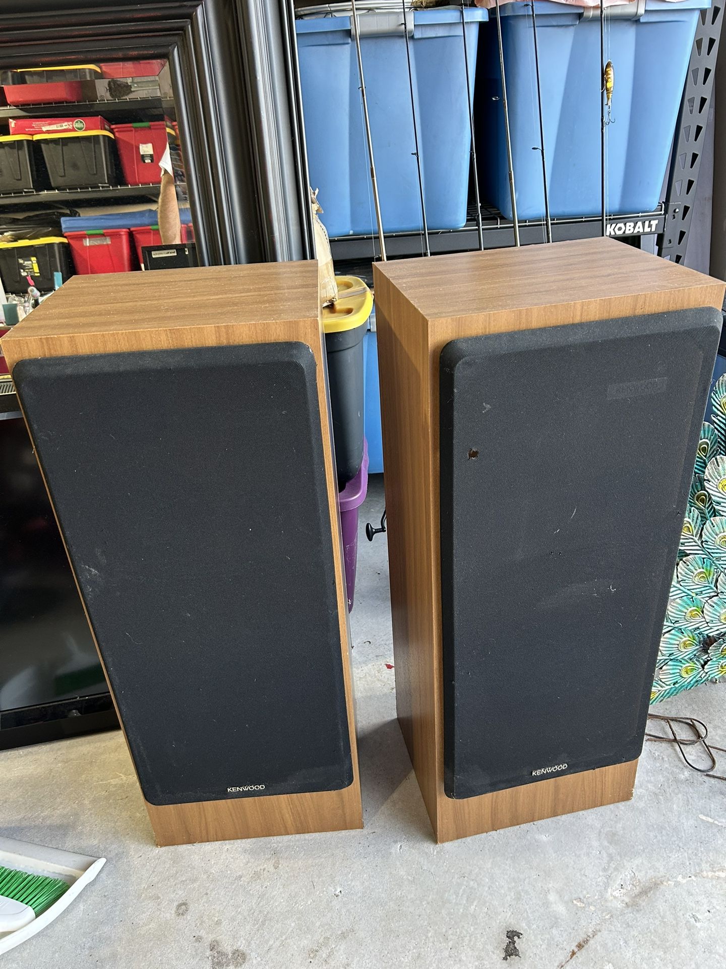 Stereo Speakers