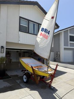 8-Foot Naples Sabot Sailboat