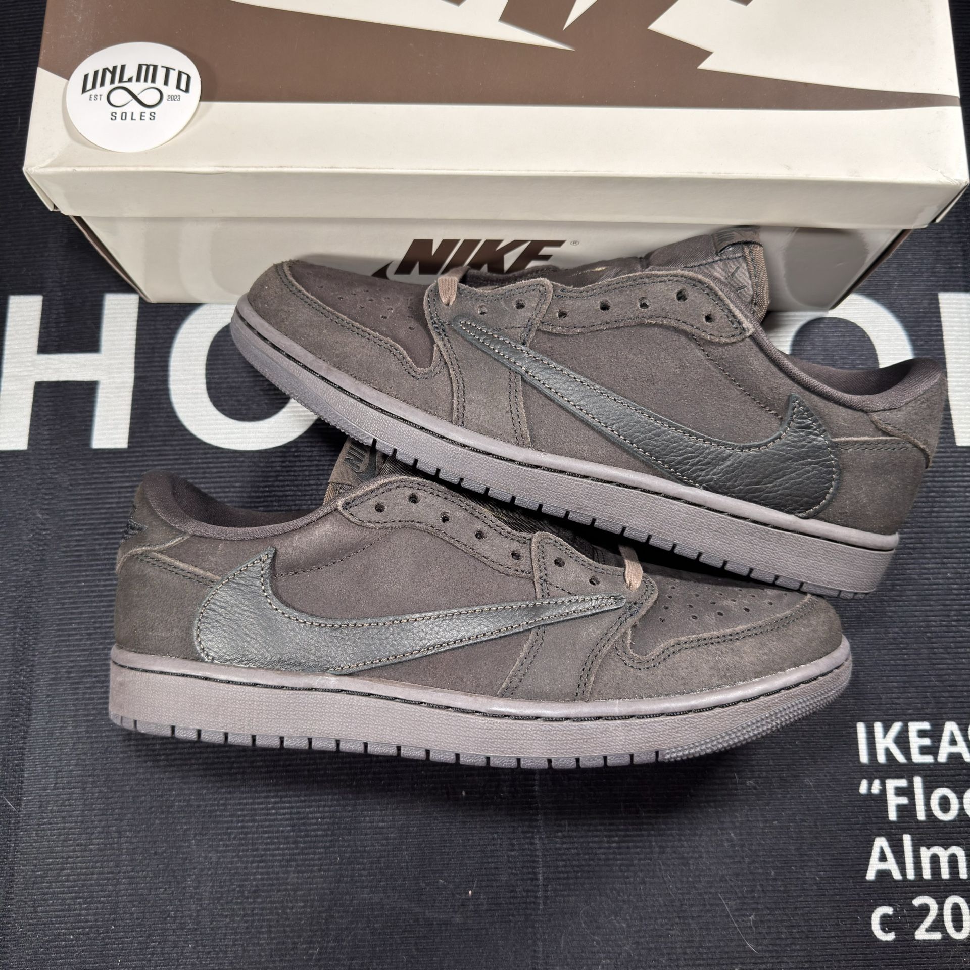 Jordan 1 Low Travis Scott Velvet Brown