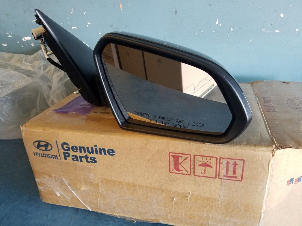 RH side Hyundai sonata mirror