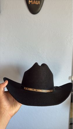 Black Felt Cowboy Hat with Leather Band