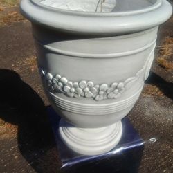Brand new designers gardening planter Very detailed high quality Masterpiece