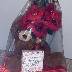 Mothers Day Gift Artificial Flowers With Bear