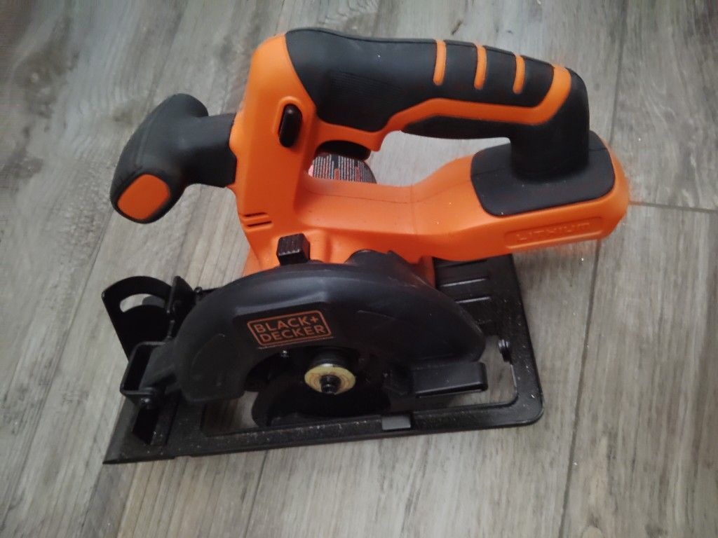 Black & Decker Hand Electric Hand Saw