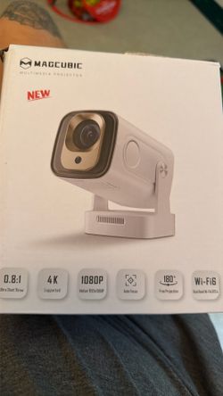 MagCubic Multimedia Projector