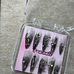 Hand made press on nail Size:S