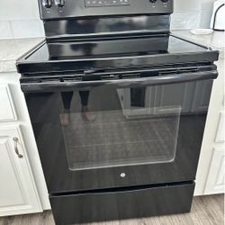 Electric Stove Works Great 